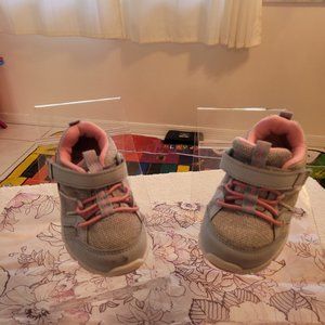 Girl Stride-rite Walkers Size 5W
